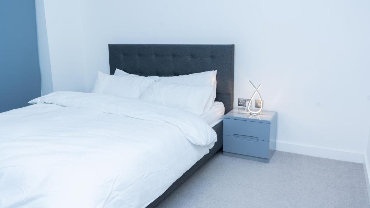Guerneville 1 Bedroom Luxury Apartment Royal Wharf By Excel Exhibition Centre Londra Exterior foto